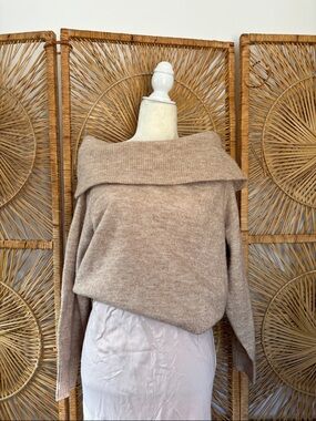 Cozy H&M Off-Shoulder Knit Sweater in Light Taupe